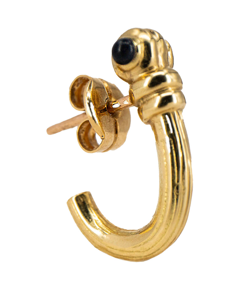 Nut gold earrings